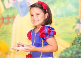 Tudo que rolou na festa de aniversário de 4 anos da Estela